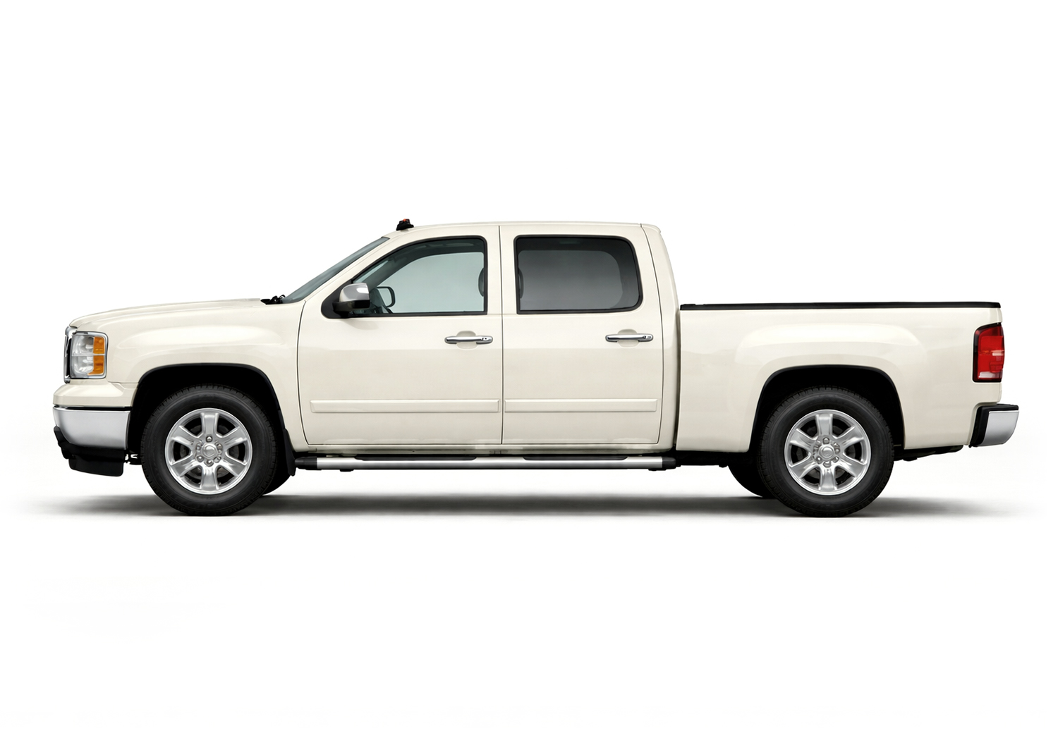 TM-Cars-Old English White-2007 GMC Sierra 1500